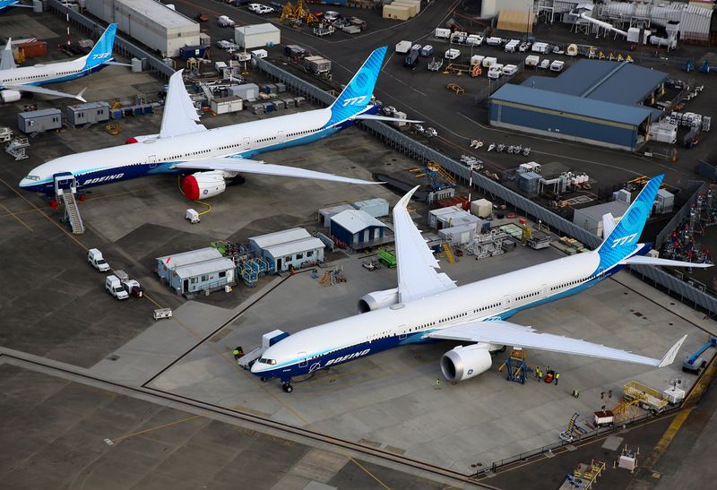 © Reuters. FILE PHOTO: An aerial view of Boeing 777X airplanes parked at King County International Airport-Boeing Field in Seattle, Washington, U.S, June 1, 2022.  REUTERS/Lindsey Wasson/File Photo