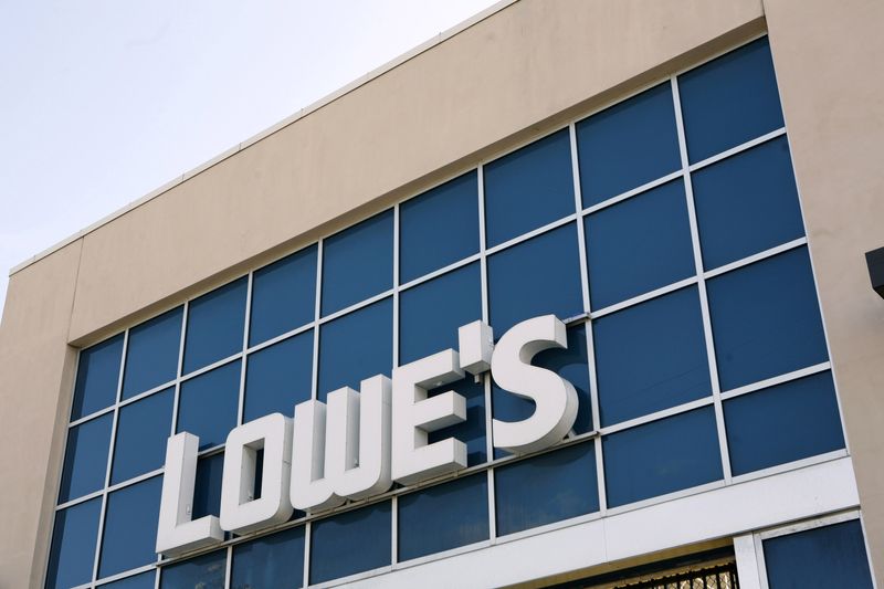 &copy; Reuters. FILE PHOTO: A Lowe's logo is seen in South San Francisco, California February 22, 2010. REUTERS/Robert Galbraith/File photo