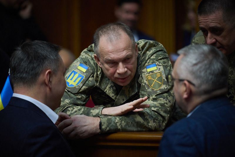 © Reuters. Commander in Chief of the Ukrainian Armed Forces Colonel General Oleksandr Syrskyi speaks with lawmakers during a parliament session in Kyiv, Ukraine November 19, 2024. Ukrainian Presidential Press Service/Handout via REUTERS