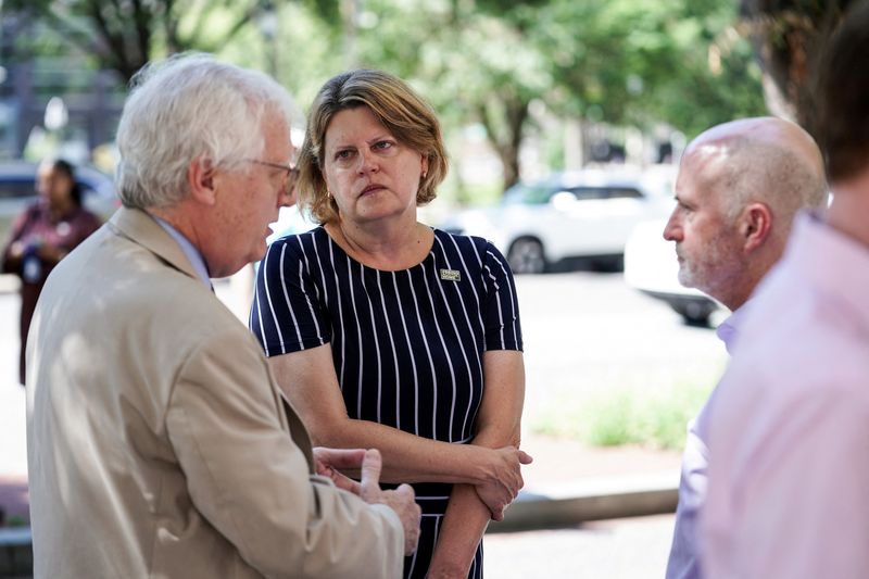 &copy; Reuters. FILE PHOTO: Sally Buzbee, executive editor of the Washington Post, attends an unveiling of a #BringAustinHome" banner, honoring freelance journalist Austin Tice, outside of the newspaper's headquarters in Washington, D.C., U.S., Aug. 9, 2022. Austin Tice 