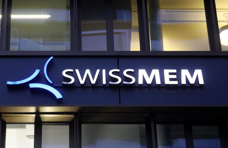 © Reuters. FILE PHOTO: View of the Swissmem logo, the association of Swiss engineering, electrical and metal industry, at its headquarters in Zurich, Switzerland November 12, 2020. REUTERS/Arnd Wiegmann/File Photo