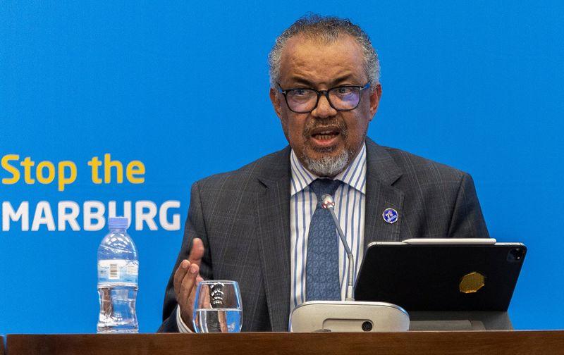 &copy; Reuters. Diretor-geral da OMS, Tedros Adhanom Ghebreyesus, durante entrevista coletiva em Kigali, Ruandan20/10/2024 REUTERS/Jean Bizimana