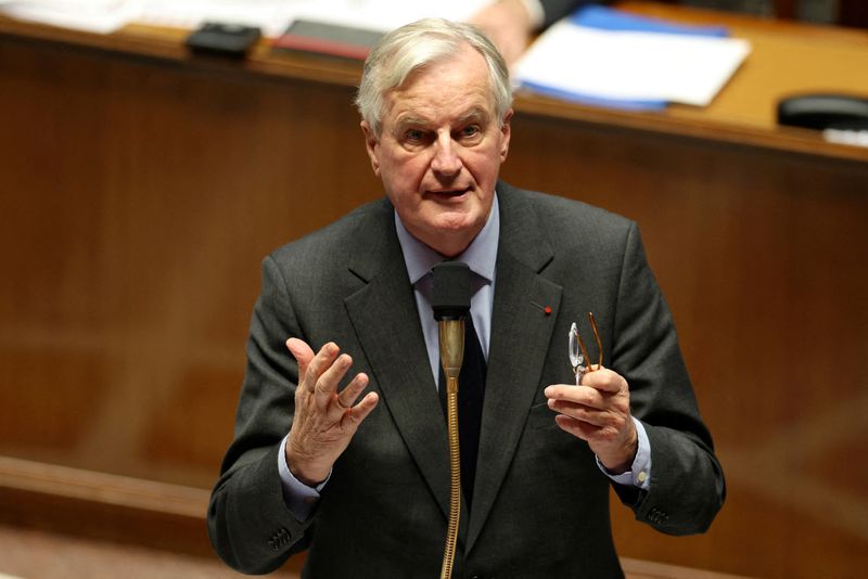 © Reuters. FILE PHOTO: French Prime Minister Michel Barnier speaks during the questions to the government session at the National Assembly in Paris, France, November 19, 2024. REUTERS/Kevin Coombs/File Photo