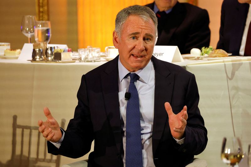 © Reuters. Ken Griffin, founder and CEO of Citadel, speaks to the Economic Club of New York at The Plaza Hotel in New York City, U.S., November 21, 2024.  REUTERS/Brendan McDermid