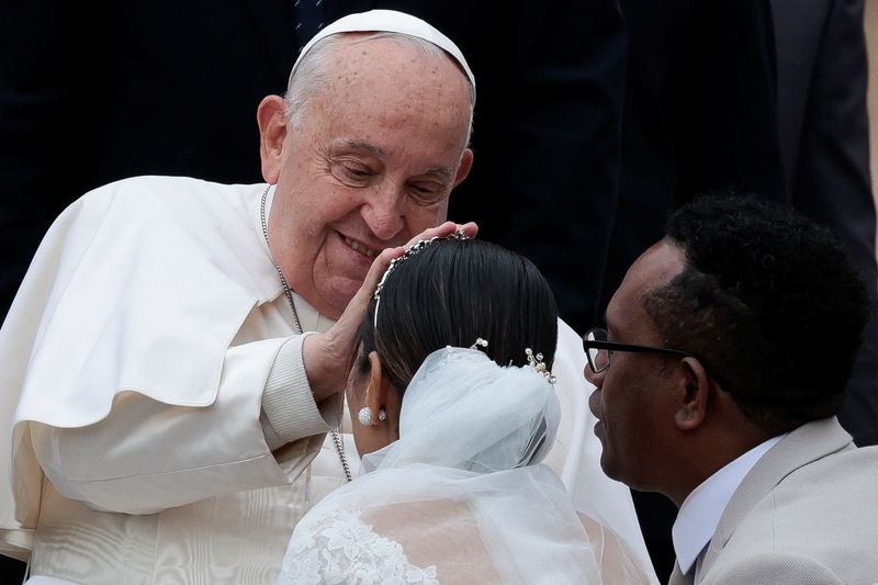 &copy; Reuters. Papa Francisco no Vaticanon 20/11/2024   REUTERS/Remo Casilli