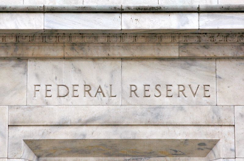 © Reuters. FILE PHOTO: The U.S. Federal Reserve building is pictured in Washington, March 18, 2008. REUTERS/Jason Reed/File Photo