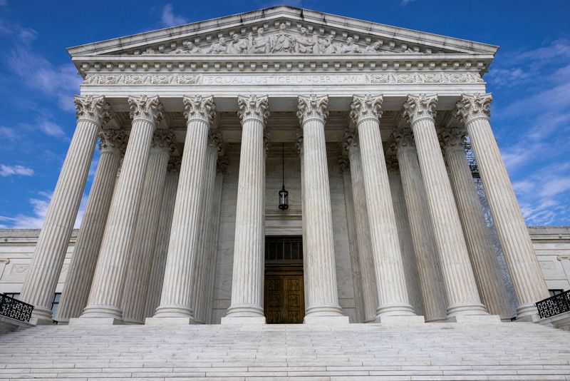 © Reuters. FILE PHOTO: A view of the U.S. Supreme Court in Washington, U.S. June 29, 2024. REUTERS/Kevin Mohatt/File Photo