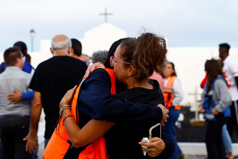 © Reuters. Valverde cemetery. El Hierro, Canary Islands, September 30, 2024. REUTERS/Borja Suarez