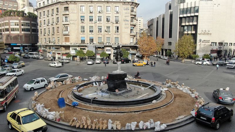 &copy; Reuters. Vista de drone da Praça Yusuf al-Azma em Damascon 11/12/2024   REUTERS/Mahmoud Hassano