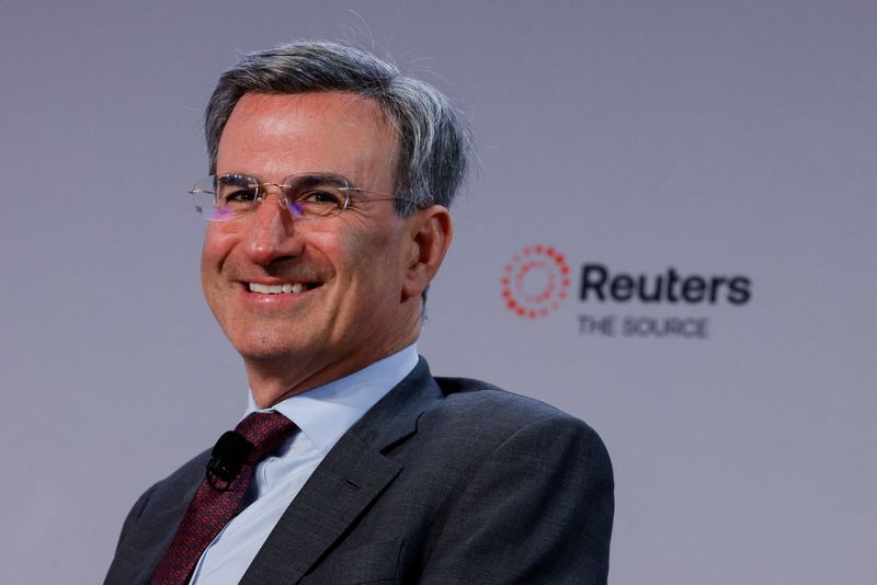 © Reuters. Peter Orszag, CEO of Lazard, reacts during the Reuters NEXT conference, in New York City, New York, U.S., December 11, 2024. REUTERS/Brendan McDermid