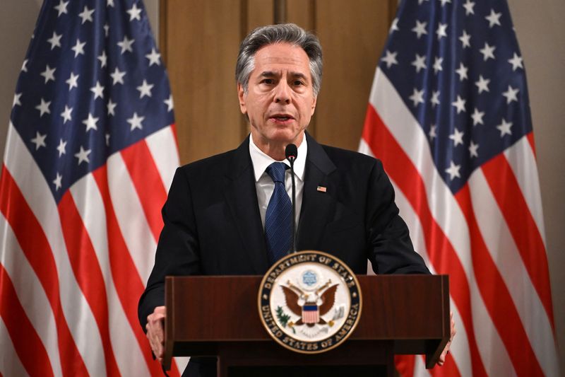 © Reuters. US Secretary of State Antony Blinken delivers a statement to the press after the meeting with the foreign ministers of the Arab Contact Group on Syria in Jordan's southern city of Aqaba on December 14, 2024. ANDREW CABALLERO-REYNOLDS/Pool via REUTERS