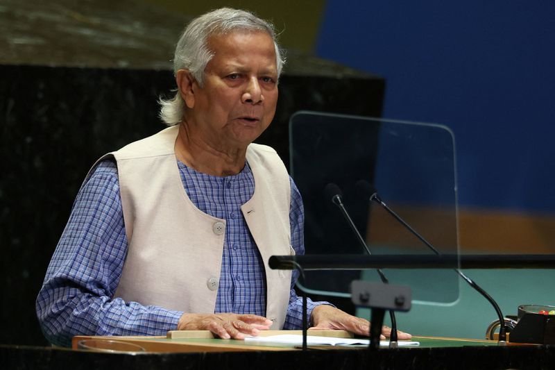 © Reuters. FILE PHOTO: Muhammad Yunus, Chief Adviser of Bangladesh addresses the 79th United Nations General Assembly at U.N. headquarters in New York, U.S., September 27, 2024. REUTERS/Mike Segar/File Photo