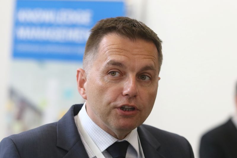 &copy; Reuters. FILE PHOTO: Slovakia's Finance Minister Peter Kazimir attends the European Bank for Reconstruction and Development (EBRD) 2017 Annual Meeting and Business Forum in Nicosia, Cyprus May 10,2017. REUTERS/Yiannis Kourtoglou/File Photo 