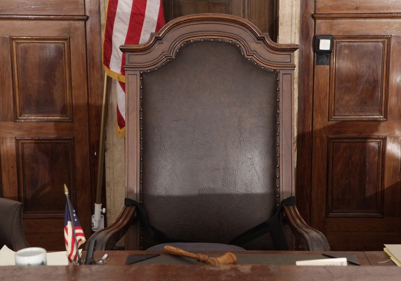 &copy; Reuters. File Photo: A view of an empty judge's chair in New York, February 3, 2012.  Picture taken February 3, 2012. REUTERS/Chip East/File Photo