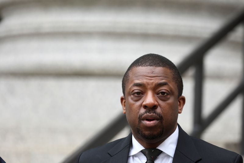 &copy; Reuters. FILE PHOTO: Former New York State Lieutenant Governor Brian Benjamin exits Manhattan federal courthouse following a hearing on bribery charges in New York City, U.S., May 12, 2022.  REUTERS/Brendan McDermid/File Photo