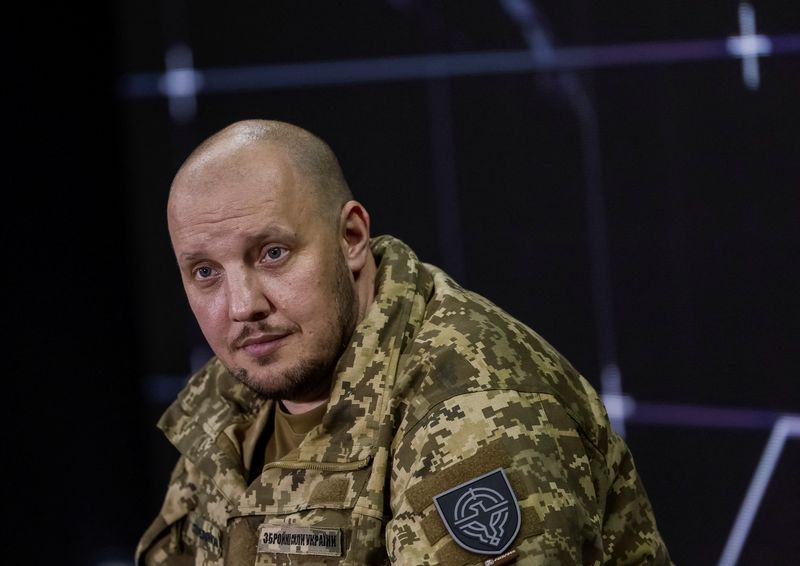 &copy; Reuters. Um Comandante das Forças de Sistemas Não Tripulados das Forças Armadas Ucranianas, Coronel Vadym Sukharevskyi, apresenta nova unidade durante  cerimônia na Praça da Independência, em Kiev, Ucrânian11/06/2024nREUTERS/Gleb Garanich