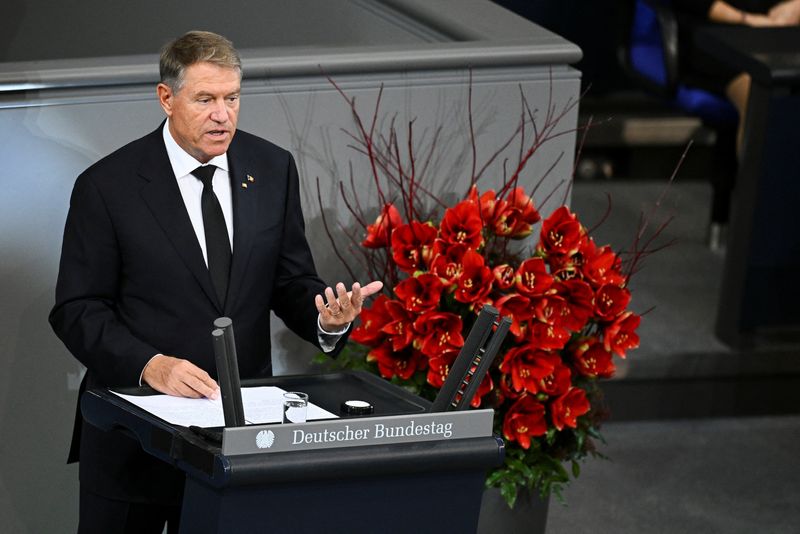 &copy; Reuters. Presidente da Romênia, Klaus Iohannisn17/11/2024nREUTERS/Annegret Hilse