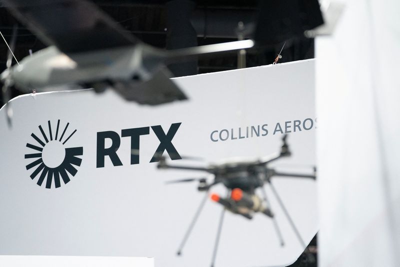 © Reuters. FILE PHOTO: Signage for RTX is seen during the Association of the United States Army annual meeting and exposition at the Walter E. Washington Convention Center in Washington, U.S., October 14, 2024. REUTERS/Nathan Howard/File Photo