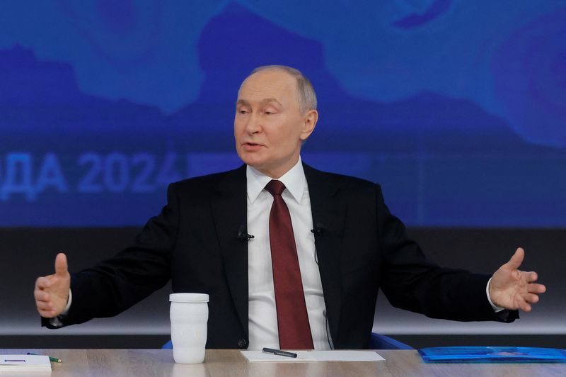 © Reuters. Russia's President Vladimir Putin attends his annual end-of-year press conference and phone-in, in Moscow, Russia December 19, 2024. REUTERS/Maxim Shemetov