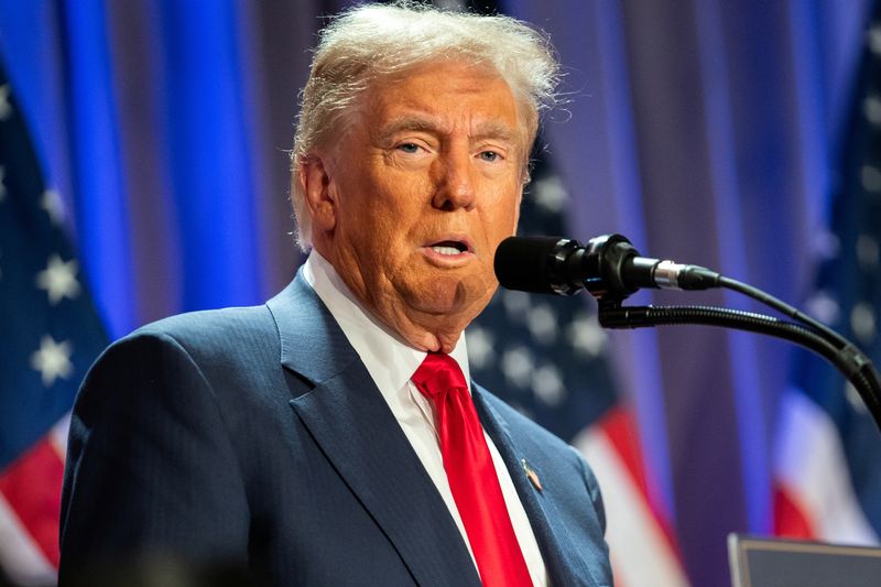 © Reuters. FILE PHOTO: US President-elect Donald Trump speaks during a meeting with House Republicans at the Hyatt Regency hotel in Washington, DC, U.S. on November 13, 2024. ALLISON ROBBERT/Pool via REUTERS/File Photo