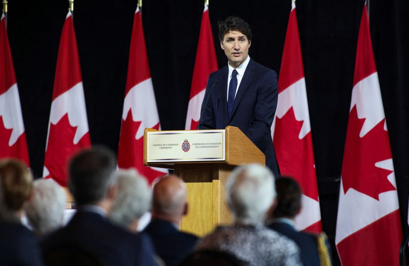 &copy; Reuters. FILE PHOTO: Canada's Prime Minister Justin Trudeau speaks at a change of command ceremony where General Jennie Carignan replaces General Wayne Eyre as the Canadian Armed Forces new chief of defence staff, in Ottawa, Ontario, Canada July 18, 2024. REUTERS/