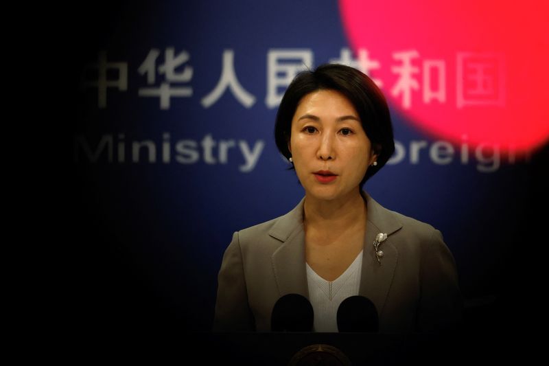 © Reuters. FILE PHOTO: Chinese Foreign Ministry spokesman Mao Ning attends a press conference in Beijing, China on July 26, 2023. REUTERS/Tingshu Wang/File Photo