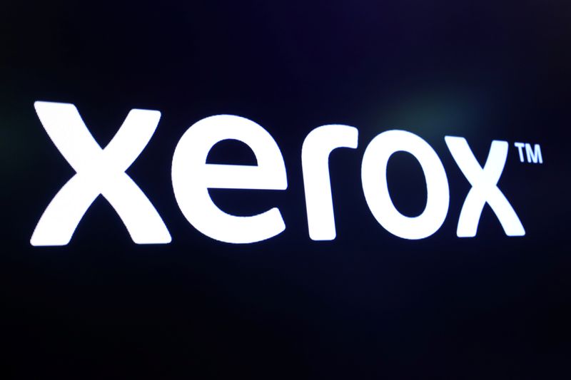 © Reuters. FILE PHOTO: The Xerox corporate logo is displayed on a screen on the floor of the New York Stock Exchange (NYSE) in New York, United States, on March 11, 2019. REUTERS/Brendan McDermid/File Photo