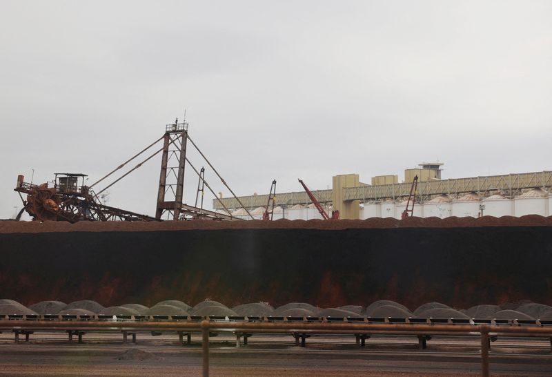 &copy; Reuters. Minério de ferro no porto de Kemblan9/02/2024nREUTERS/Lewis Jackson