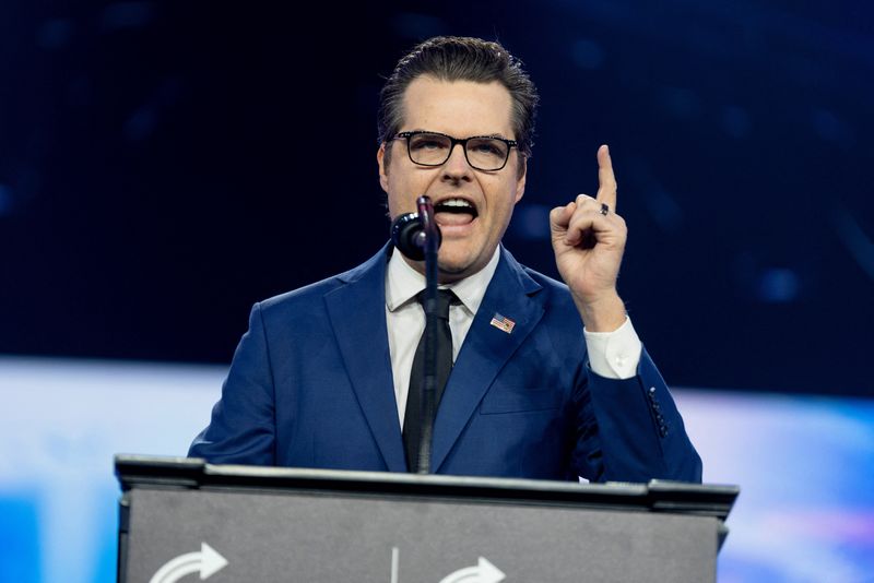 © Reuters. FILE PHOTO: Former U.S. Representative Matt Gaetz (R-FL) speaks ahead of a visit by U.S. President-elect Donald Trump during the AmericaFest 2024 conference sponsored by conservative group Turning Point in Phoenix, Arizona, U.S. December 22, 2024.  REUTERS/Cheney Orr/File Photo