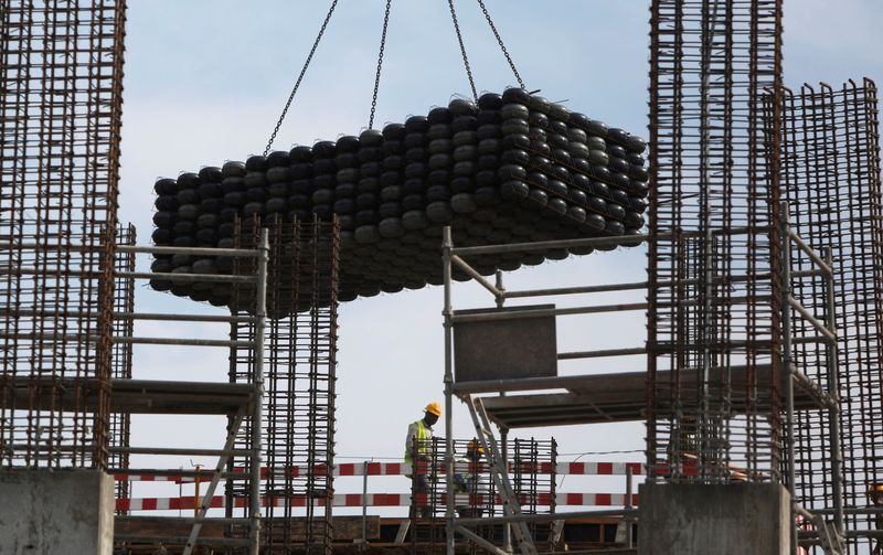 © Reuters. FILE PHOTO: A construction site is seen in Lisbon, Portugal June 22, 2018. REUTERS/Pedro Nunes/File Photo