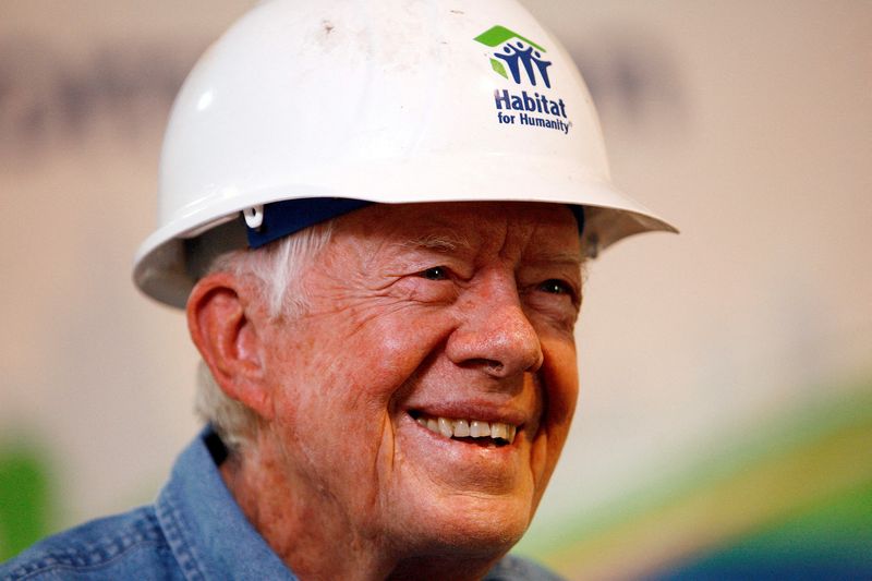 &copy; Reuters. FILE PHOTO: Former U.S. President Jimmy Carter attends the starting day of the 24th Jimmy Carter Work Project in Los Angeles, California, U.S. October 29, 2007.   REUTERS/Mario Anzuoni/File Photo