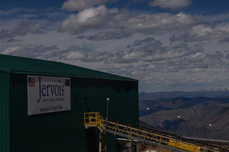 © Reuters. FILE PHOTO: A processing facility is seen at a cobalt mining site operated by Jervois Global, west of Salmon, Idaho, May 16, 2024. REUTERS/Carlos Barria/File Photo