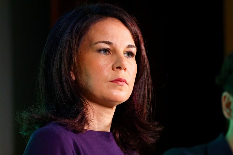 © Reuters. FILE PHOTO: German Foreign Minister Annalena Baerbock takes part in a presentation of the Green Party's campaign program for the 2025 federal election in Berlin on December 17, 2024. REUTERS/Nadja Wohlleben/Archive photo