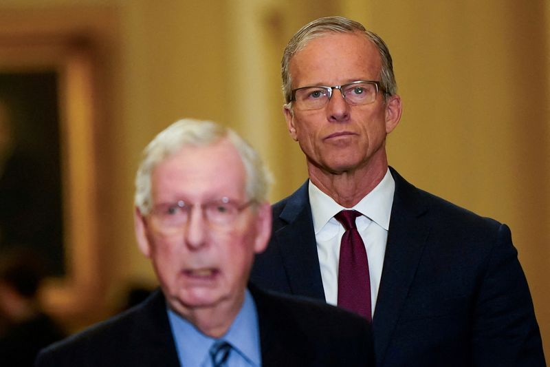 &copy; Reuters. FILE PHOTO: U.S. Senator John Thune (R-SD) is seen as Minority Leader Mitch McConnell (R-KY) speaks during a press conference following the Senate Republicans weekly policy lunch at the U.S. Capitol in Washington, U.S., November 19, 2024. REUTERS/Elizabet