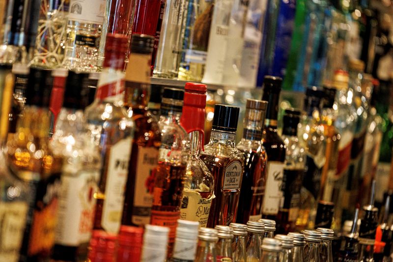 &copy; Reuters. FILE PHOTO: Bottles of alcoholic drinks are displayed at the Sausalitos bar in Munich, Germany, June 21, 2022. REUTERS/Lukas Barth/File Photo