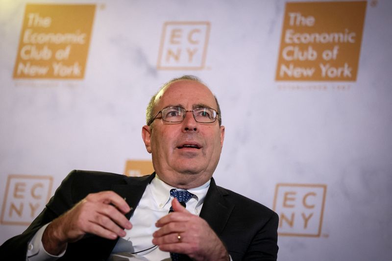 © Reuters. FILE PHOTO: Richmond Federal Reserve Bank president Thomas Barkin speaks to the Economic Club of New York in New York City, U.S., February 8, 2024.  REUTERS/Brendan McDermid/File Photo