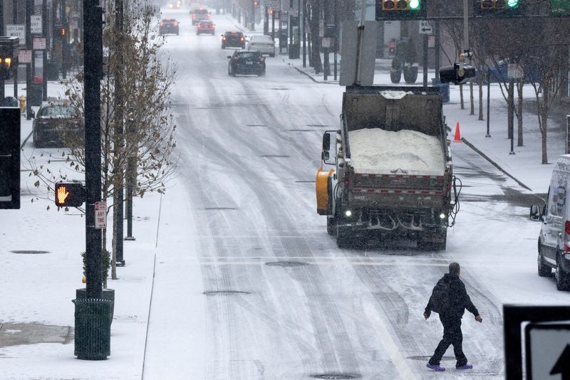 © Reuters. Snow storm, Cincinnati, Ohio, January 5, 2025. Albert Cesare/USA Today Network via REUTERS