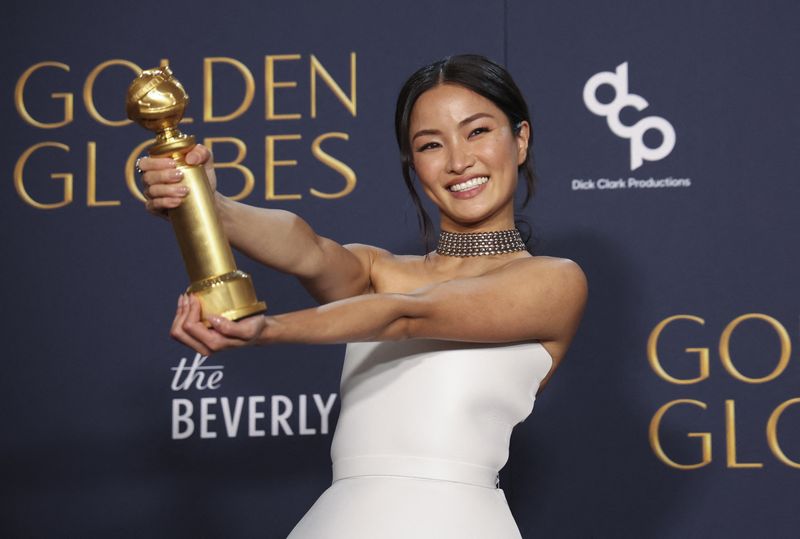 © Reuters. Anna Sawai poses with the Best Performance by a Female Actor in a Television Series - Drama Award for 