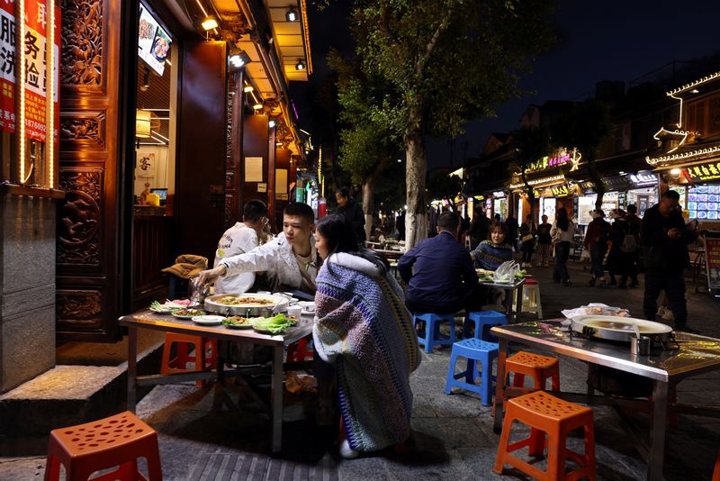 &copy; Reuters. Restaurante em Dali, Chinan09/11/2023. REUTERS/Florence Lo/ File Photo