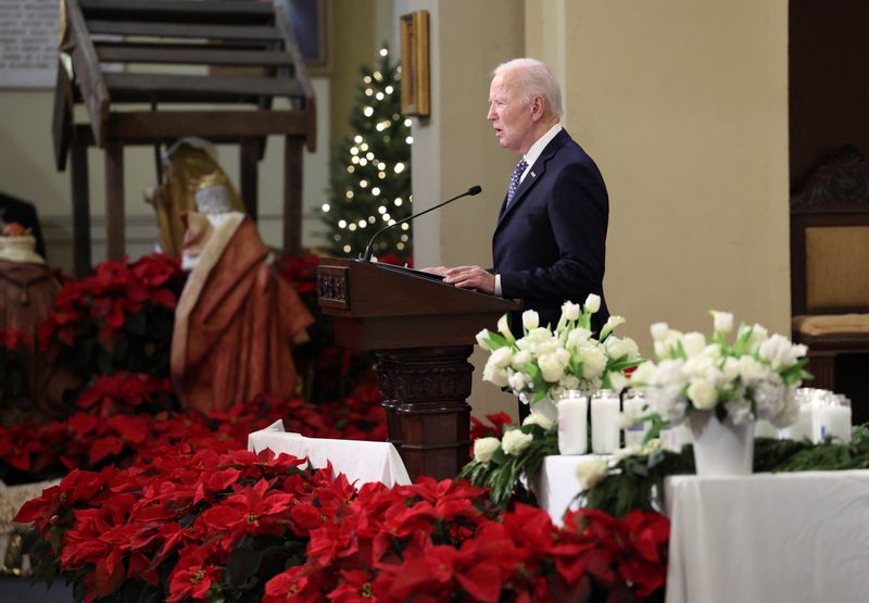 © Reuters. US President Joe Biden comments during the Interfaith Prayer Service for Peace and Healing held by the Archdiocese of New Orleans Cathedral-Basilica of Saint Louis, King of France, days after for a US soldier to drive a truck in a busy area of ​​France. New Year's Day, New Orleans, Louisiana, US, January 6, 2025. REUTERS/Kevin Lamarque