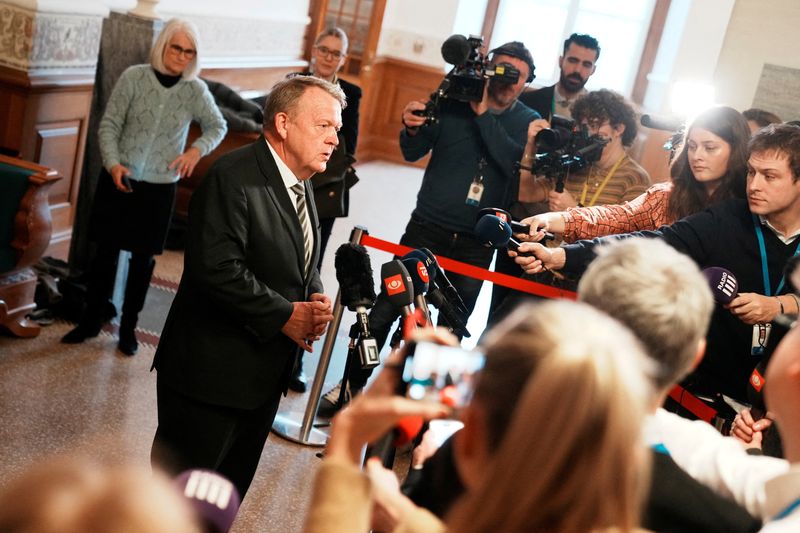 © Reuters. Denmark's Foreign Minister Lars Loekke Rasmussen answers questions from the press in the Parliament, Christiansborg Castle, in Copenhagen, Denmark January 8, 2025.  Ritzau Scanpix/Liselotte Sabroe/via REUTERS