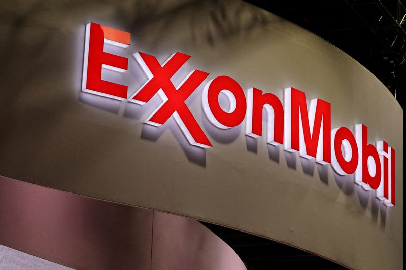 &copy; Reuters. FILE PHOTO: The logo of American multinational oil and gas corporation ExxonMobil is seen during the LNG 2023 energy trade show in Vancouver, British Columbia, Canada, July 12, 2023. REUTERS/Chris Helgren/File Photo