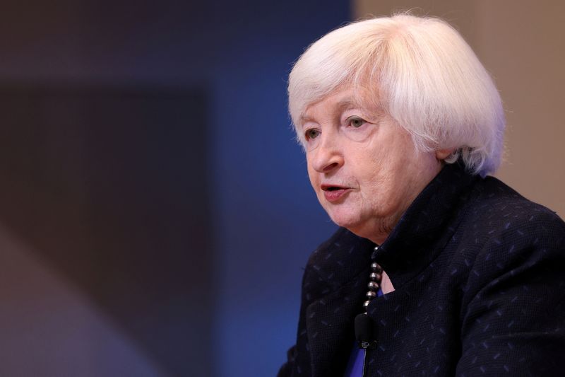 © Reuters. FILE PHOTO: Treasury Secretary Janet Yellen speaks at the Council on Foreign Relations in New York City, U.S., October 17, 2024.  REUTERS/Andrew Kelly/File Photo