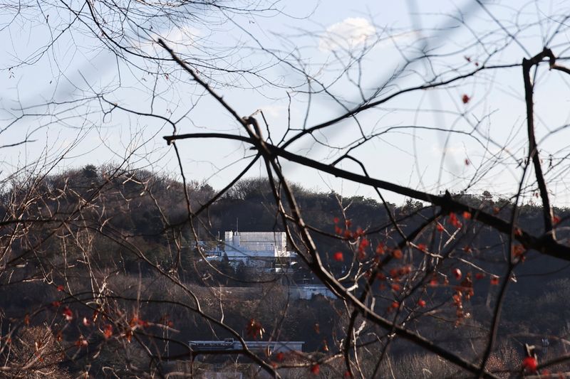 © Reuters. A general view of the official residence of the impeached South Korean President Yoon Suk Yeol, in Seoul, South Korea, January 9, 2025. REUTERS/Kim Hong-Ji