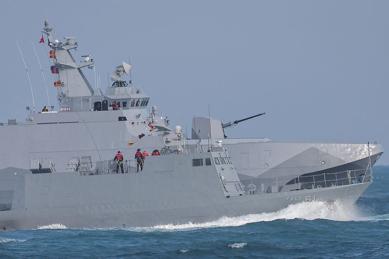 &copy; Reuters. Navy personnel stand on board the Kuang Hua VI-class missile boat and Tuo Chiang-class corvette as the Taiwan military demonstrates combat readiness ahead of the upcoming Lunar New Year holidays as part of an annual exercise in Kaohsiung, Taiwan January 9