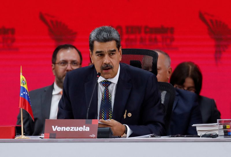 © Reuters. FILE PHOTO: Venezuela's President Nicolas Maduro delivers a speech during a meeting of leaders of the member states of the Bolivarian Alliance for the Peoples of Our America and the Treaty of Commerce and Promotion (ALBA-TCP), in Caracas, Venezuela December 14, 2024. REUTERS/Leonardo Fernandez Viloria/File Photo