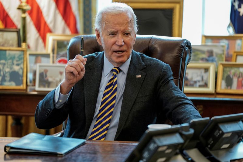 &copy; Reuters. U.S. President Joe Biden speaks at a media briefing in the Oval Office at the White House in Washington, U.S., January 10, 2025. REUTERS/Elizabeth Frantz