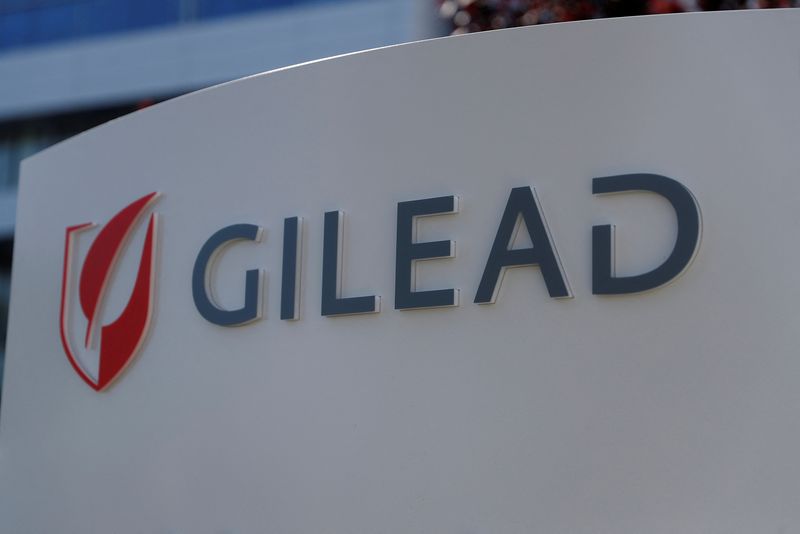 © Reuters. File photo: Gilead Sciences, Inc. office. On display in Foster City, California, US on May 1, 2018. REUTERS/Stephen Lam/File Photo