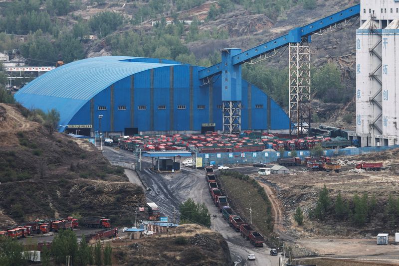 © Reuters. A general view of a coal mine, during a Huawei-organized media tour, in Yulin city, Shaanxi province, China April 24, 2023. REUTERS/Tingshu Wang/File Photo