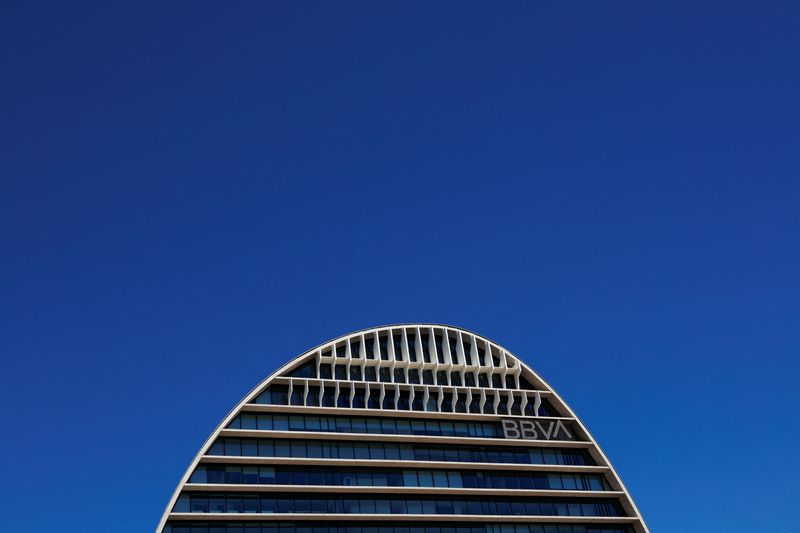 © Reuters. FILE PHOTO: The logo of Spanish bank BBVA is seen at its headquarters in Madrid, Spain, April 22, 2024. REUTERS/Susana Vera/File Photo